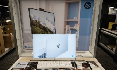 Rise in memory chip costs puts pressure on electronics retailers