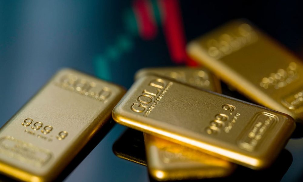 Gold slumps to 6-month low even as inflation fears rise. Here's why bullion is out of favor