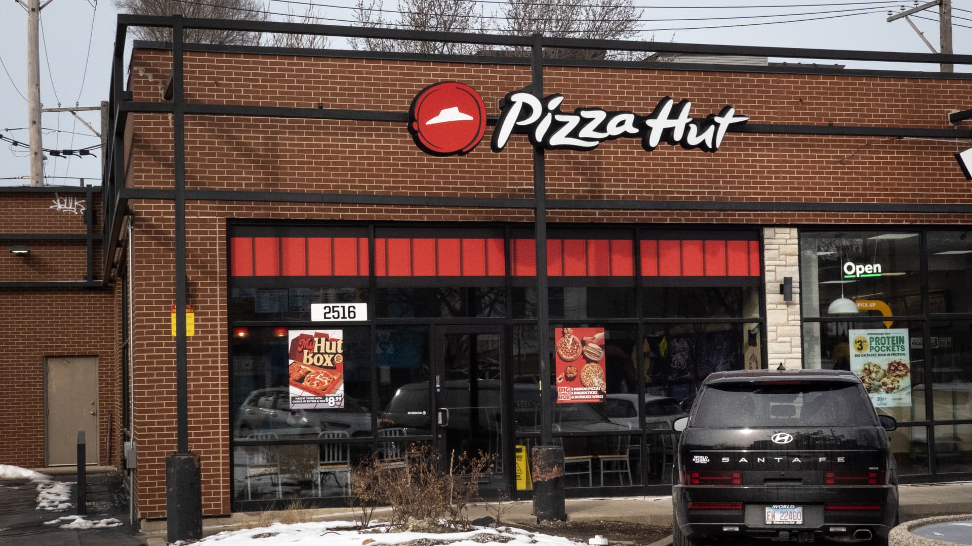 Yum Brands sells Pizza Hut to LongRange Capital and Yum China