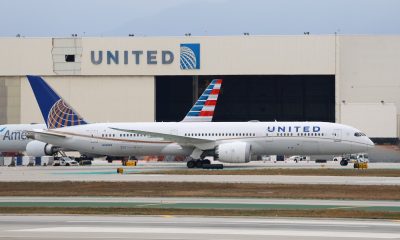 United CEO brushes off airline mergers after American rejection
