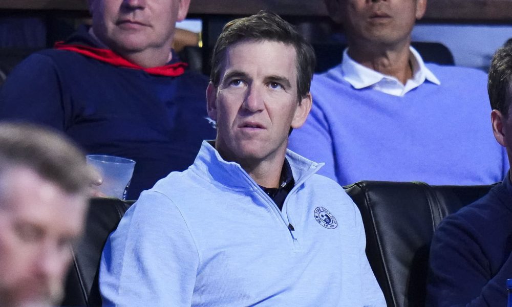 Eli Manning weighs in on Giants QB Jaxson Dart's Trump rally