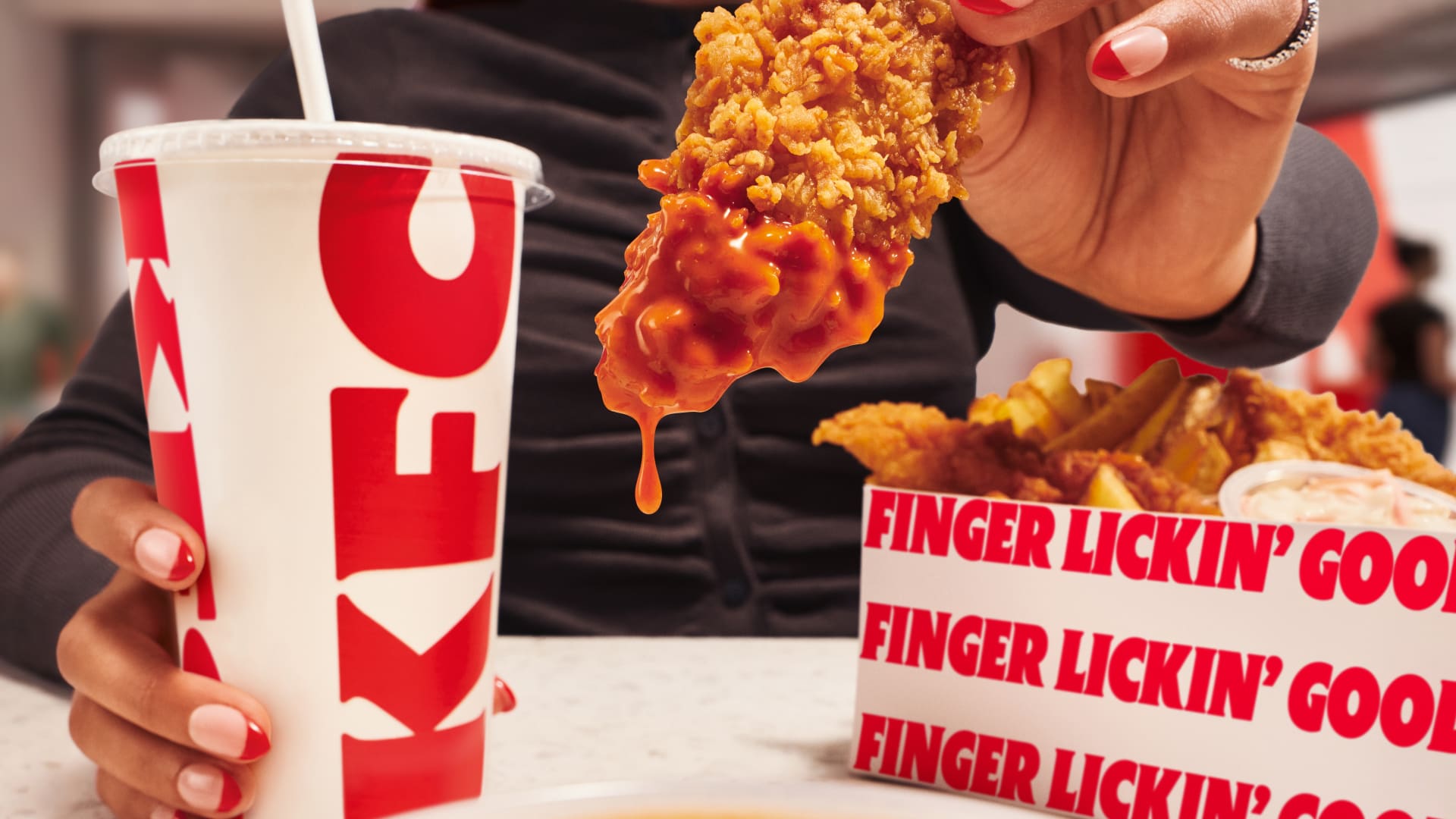 KFC touts boneless chicken, new drinks as chain tries to regain share