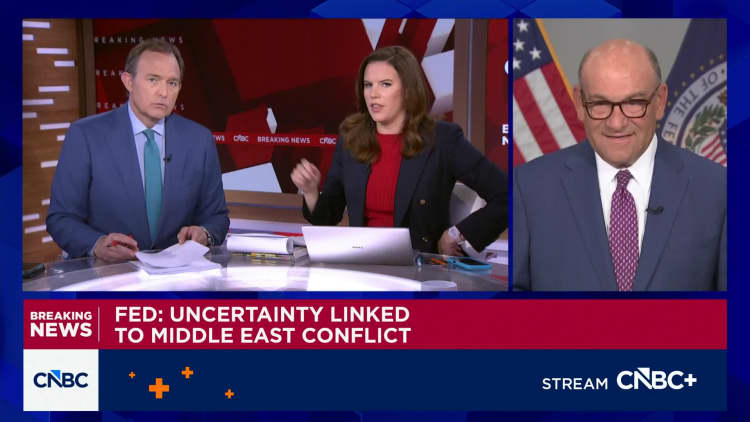Federal Reserve leaves rates unanimously votes to leave rates unchanged