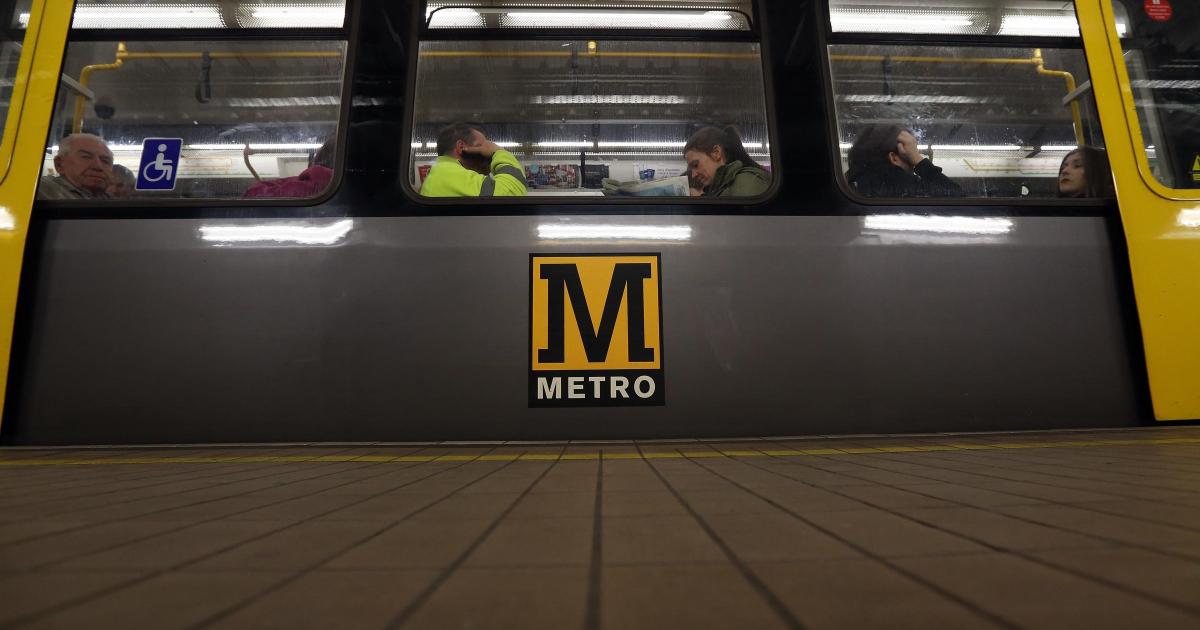 Parts of Tyne and Wear Metro suspended due to cable theft