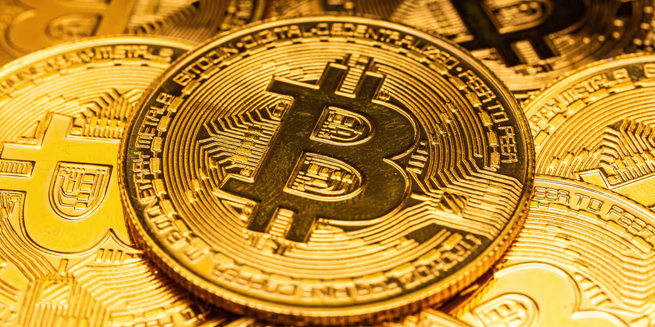 Investors Flee Bitcoin ETFs as Crypto Continues to Crumble