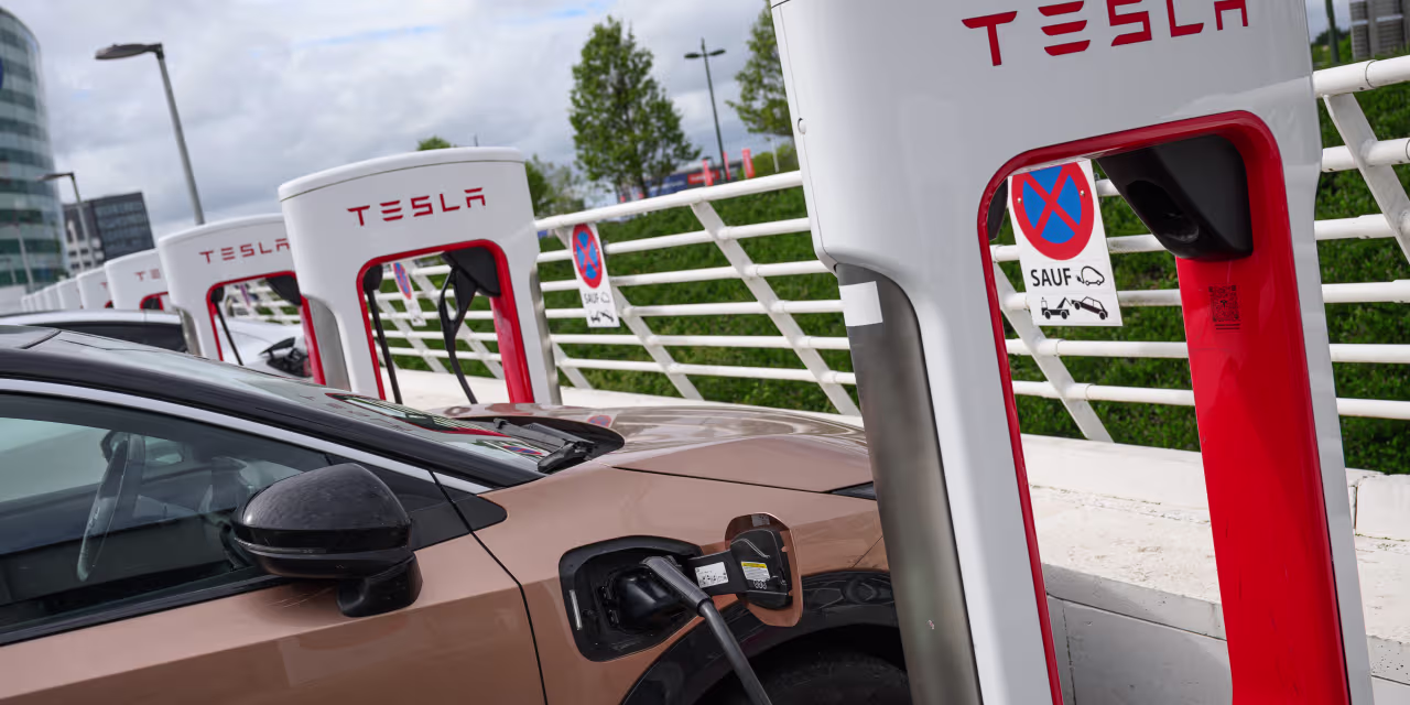 Tesla Stock Has One Less Sell Rating. J.P. Morgan Raises Its Price Target by 228%.