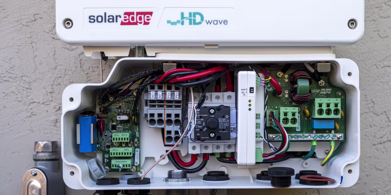 The Jobs Report Hit Solar and AI Stocks. Here’s Who Can Handle Higher Interest Rates.
