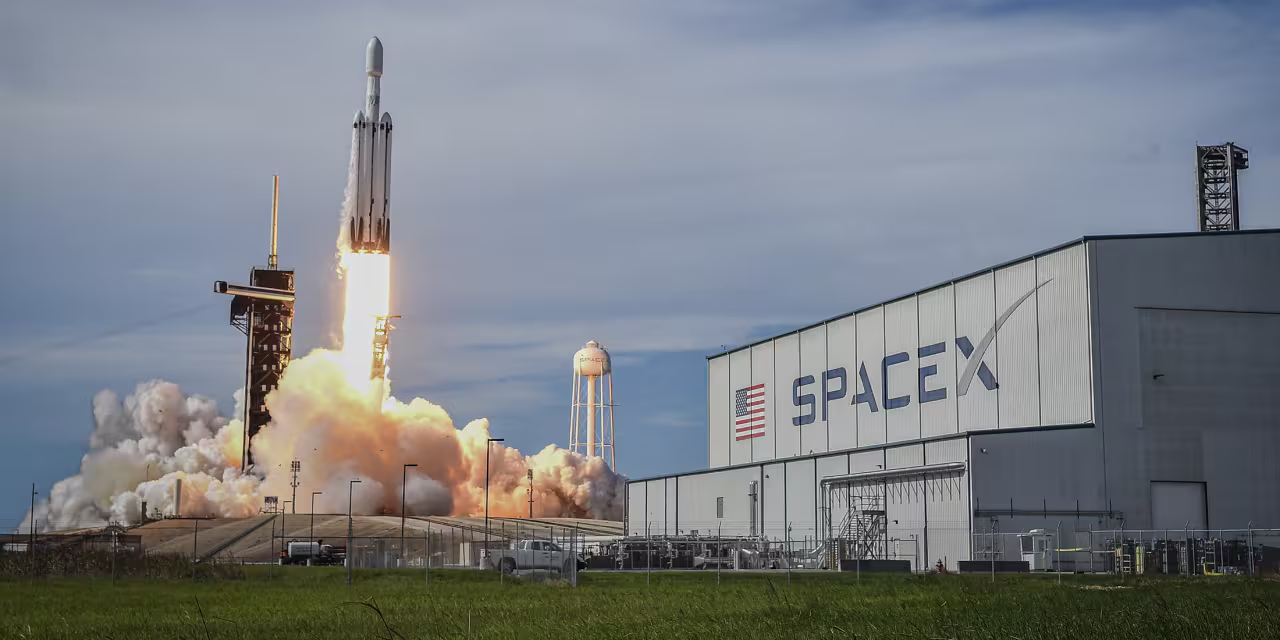 SpaceX Just Got Its First Analyst Ratings