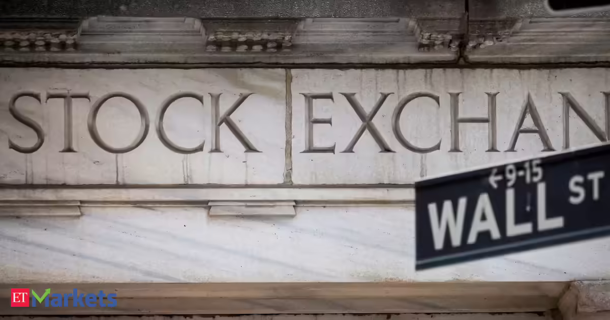 US stocks: US market ends up on Iran war peace deal hopes, SpaceX's historic debut