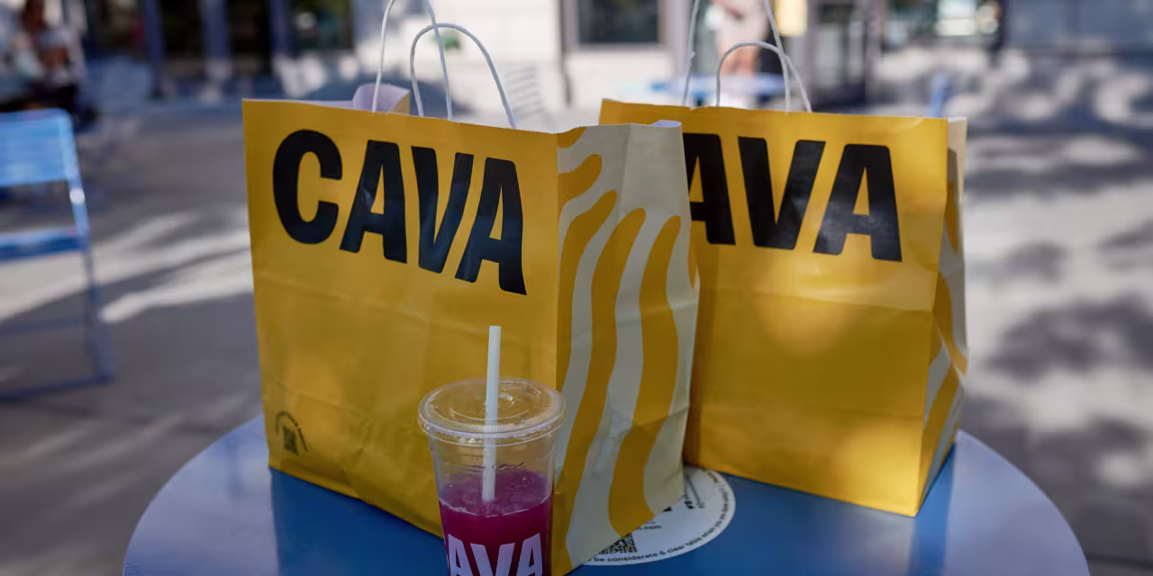 Casual Dining’s Comeback Is Winning Over Wall Street. Cava and Dutch Bros Are Worth a Look.