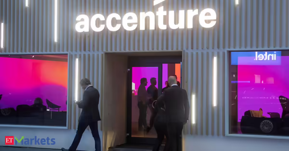 Accenture cuts revenue outlook, stock crashes 11% in pre-market trading