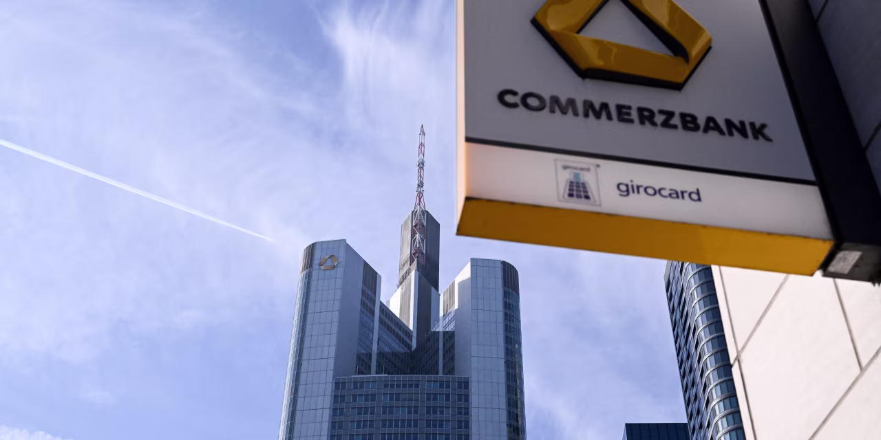 UniCredit to Lift Commerzbank Stake to 42.5% After Initial Offer Period