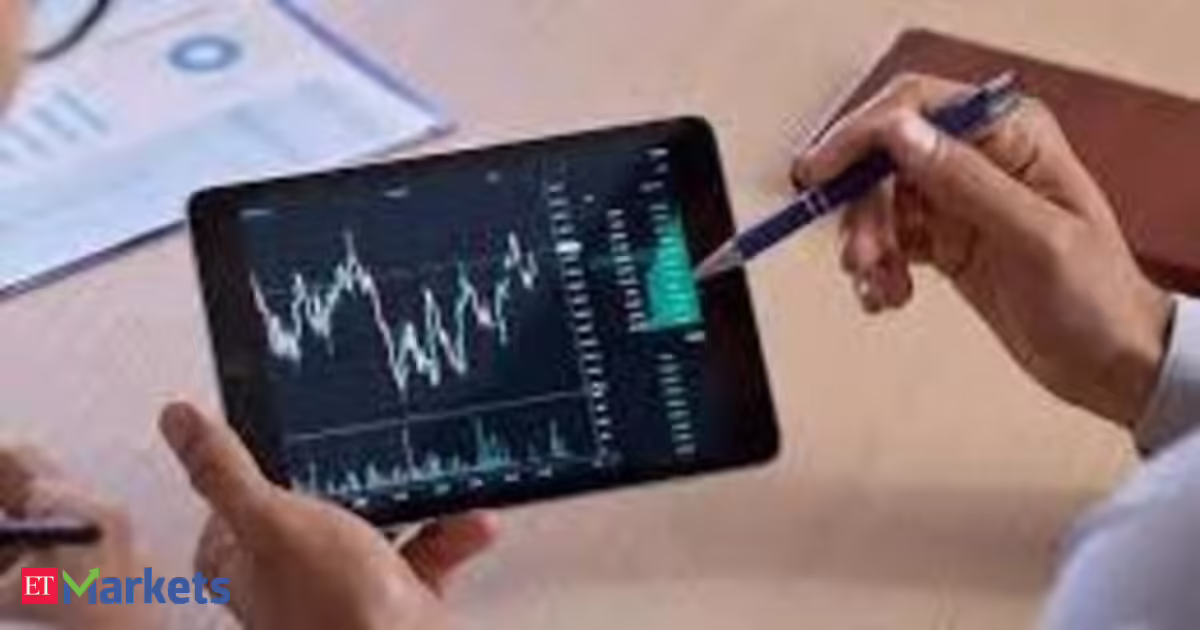 Infosys, HCL Tech, Coforge, other IT stocks rise up to 3% a day after a massive crash. What lies ahead?