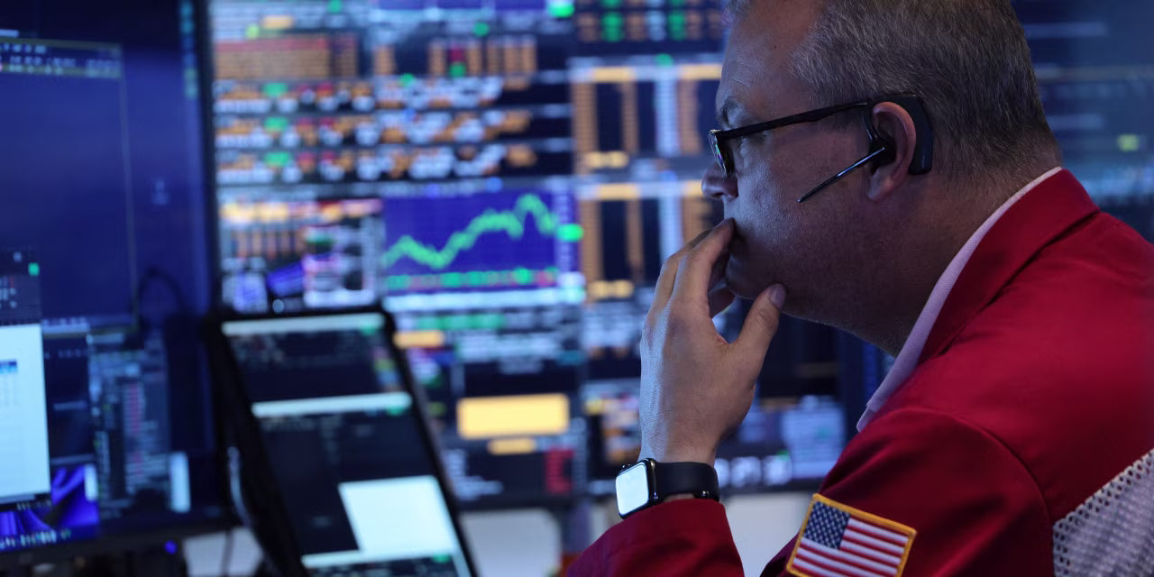 U.S. Stocks Down as AI Fears Offset Fuel-Price Relief