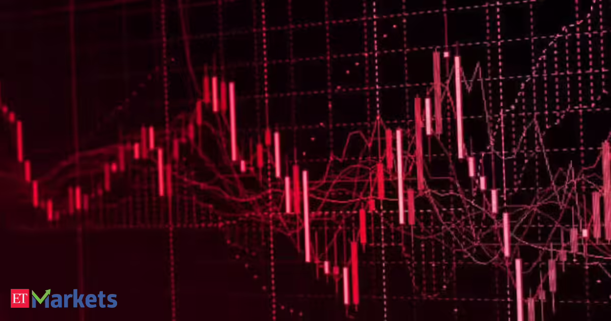 Nifty IT hits fresh 52-week low as Infosys, TCS, Wipro & others tumble up to 3%. What's spooking investors?