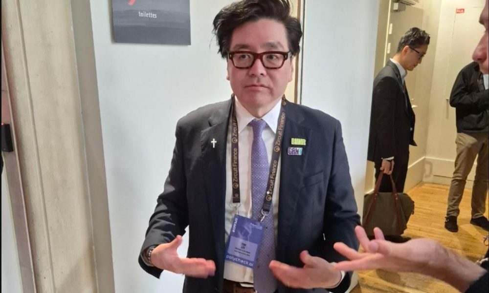 Bitmine (BMNR) chairman Tom Lee calls Strategy's (MSTR) bitcoin sale classic 'bottom behavior'
