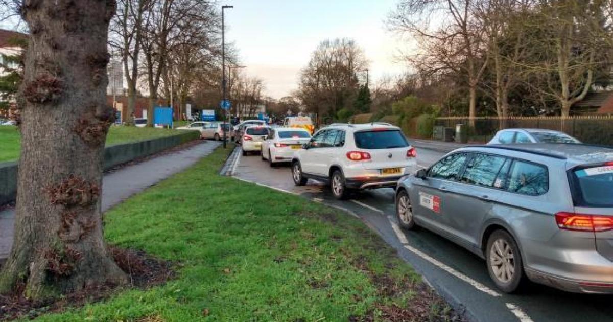 York Hospital traffic congestion as Press readers give views