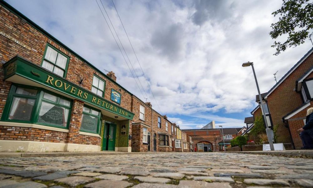 Why are Coronation Street and Emmerdale not on ITV tonight?