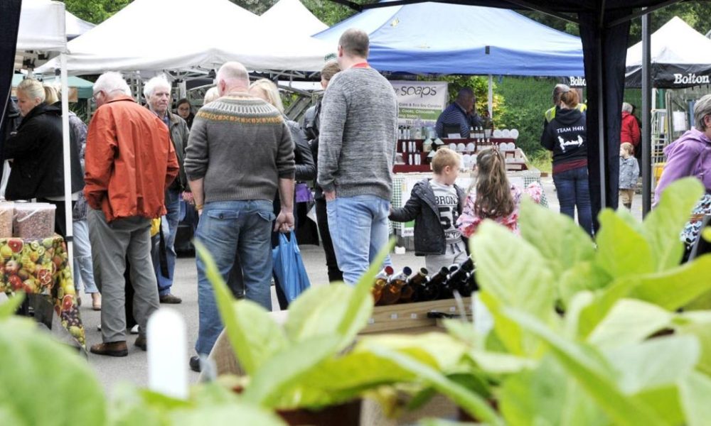 Heaton Fold Garden Centre and Crofters craft and artisan markets back
