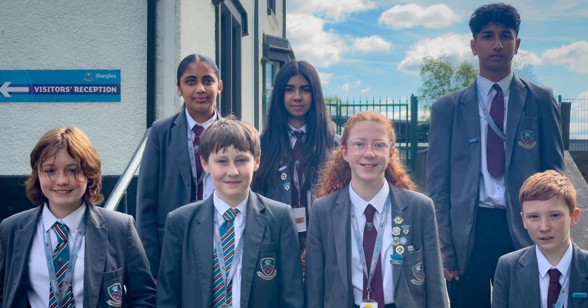 Bolton schools shut or close early as amber alert for heat in place