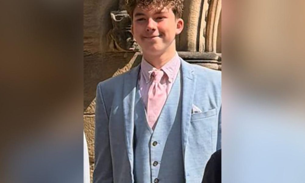 Police searching 15 year-old missing from Stillington area