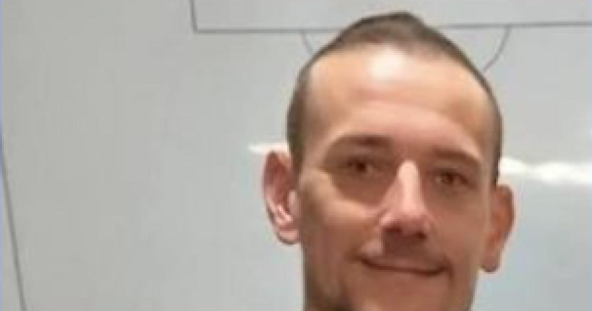 Police searching for missing Curtis last seen on Rawson Street