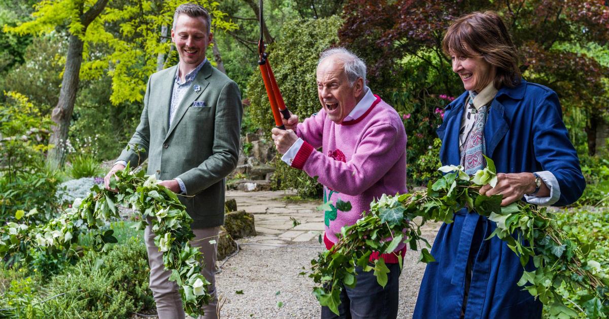 Broadcaster Gyles Brandreth opens refitted Newby Hall garden