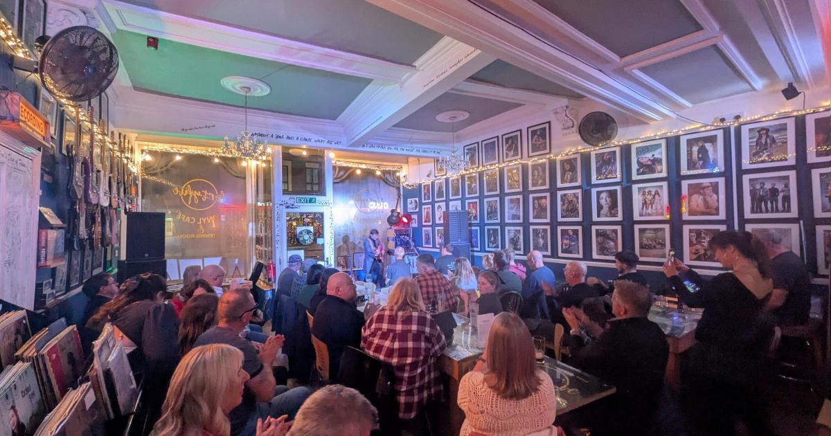 Tom Bright to play Rise at Bluebird Bakery in Acomb, York