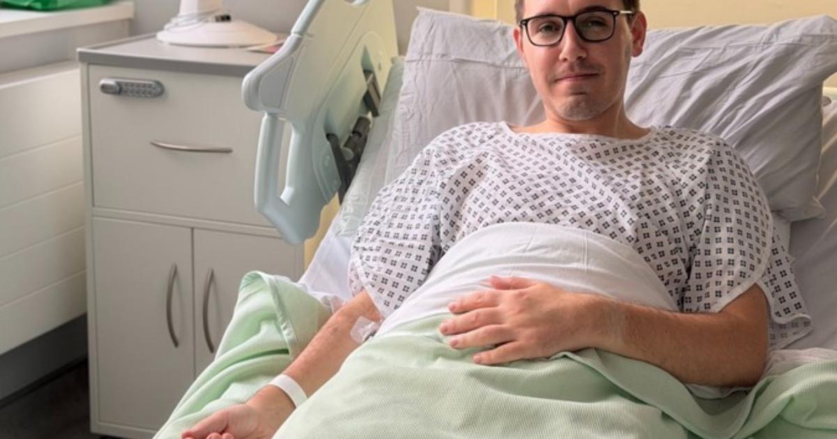 Tom Gordon MP calls for urgent changes in bowel disease care