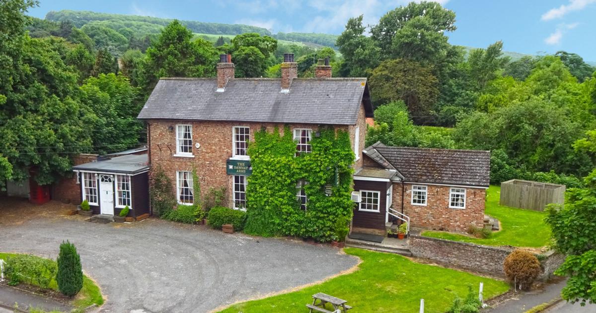 The Dawnay Arms in West Heslerton to reopen this week