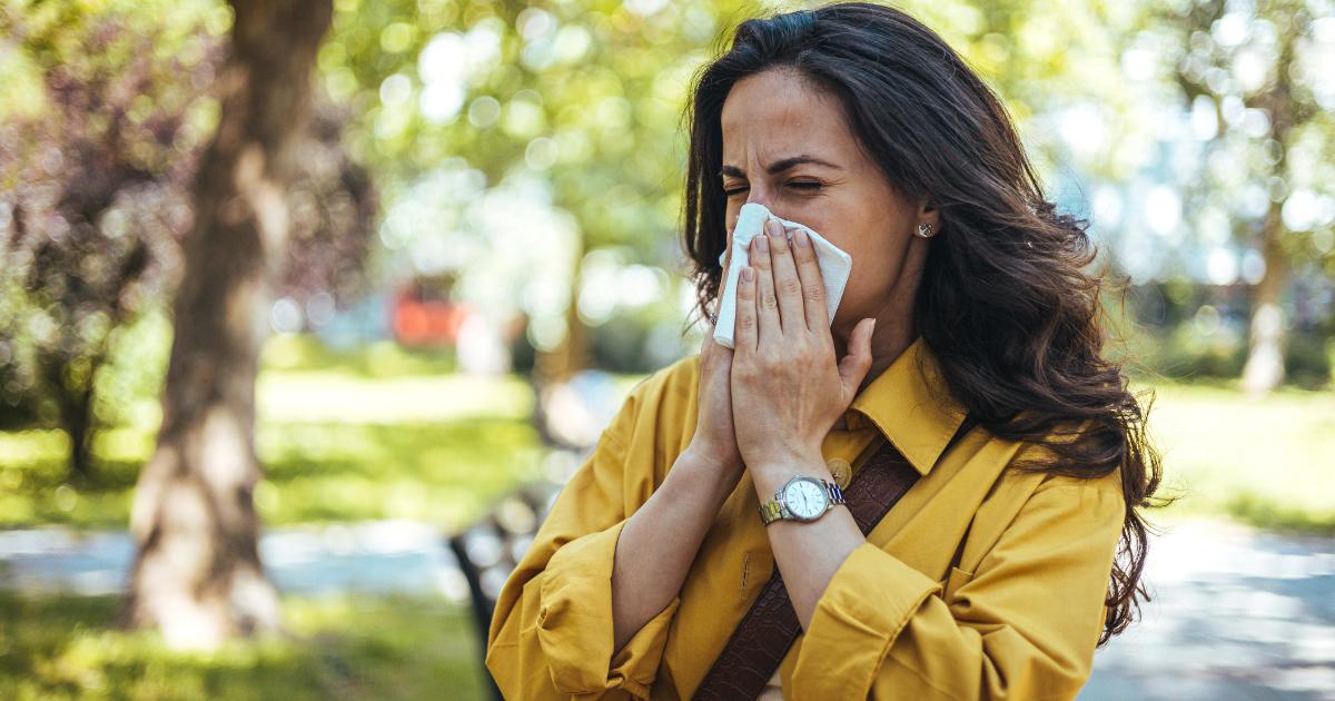Hay fever tips to ease your symptoms during the UK heatwave