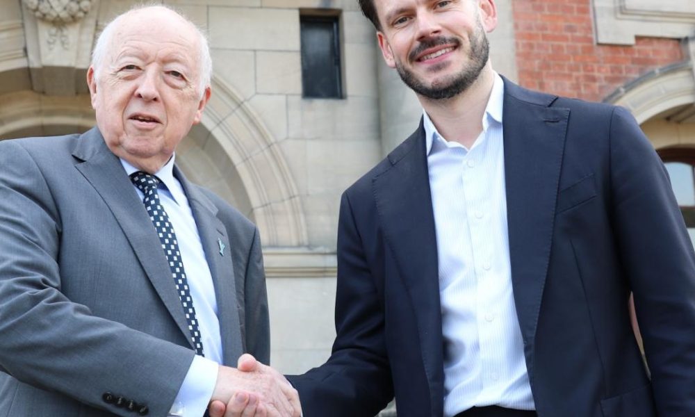 Cllrs Keane Duncan and Carl Les reach leadership agreement