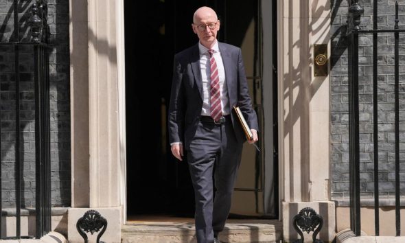 Born after April 6 1977? DWP Stage Pension Age is going up
