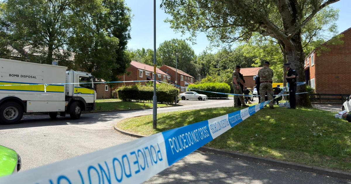 Bomb squad and armed police called to Hemlington home