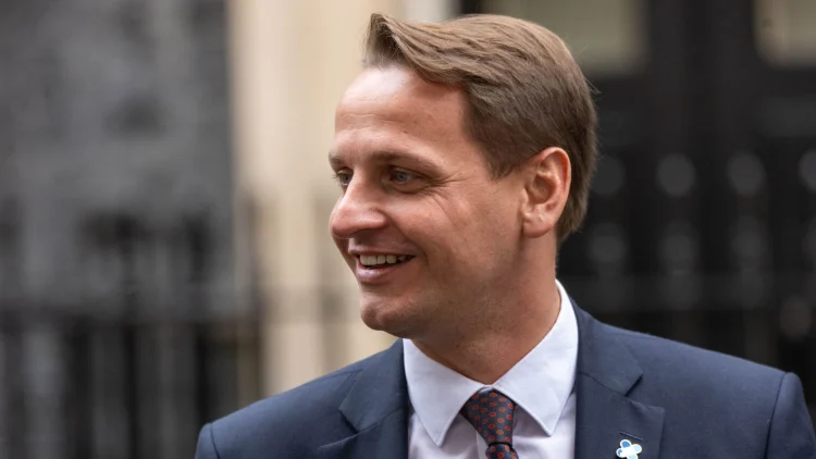 Migration Minister Says He “Won’t Be Intimidated” By Home Secretary