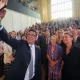 Andy Burnham has little time to prepare for government - he must focus on a clear overall vision