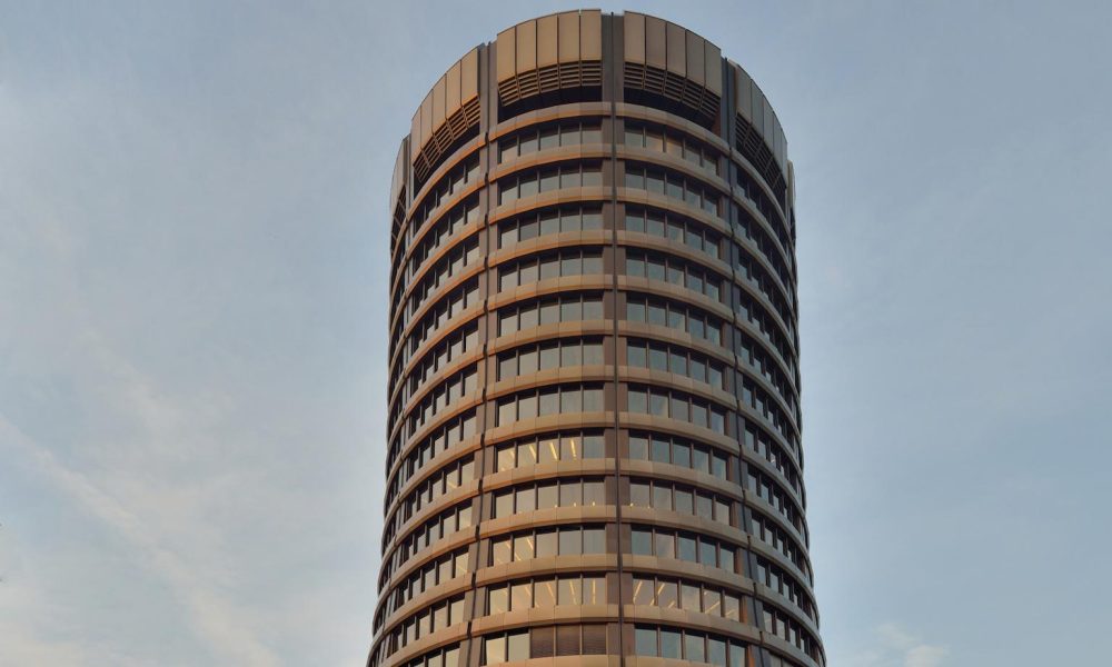 BIS says stablecoins are more like ETFs than actual money