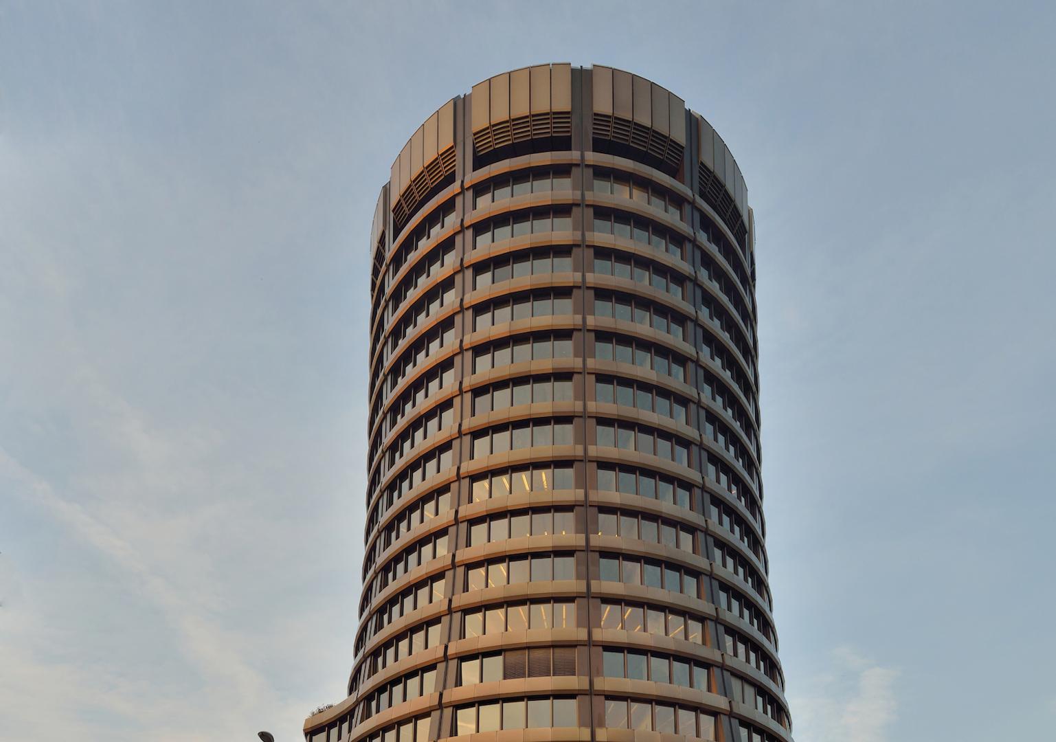 BIS says stablecoins are more like ETFs than actual money
