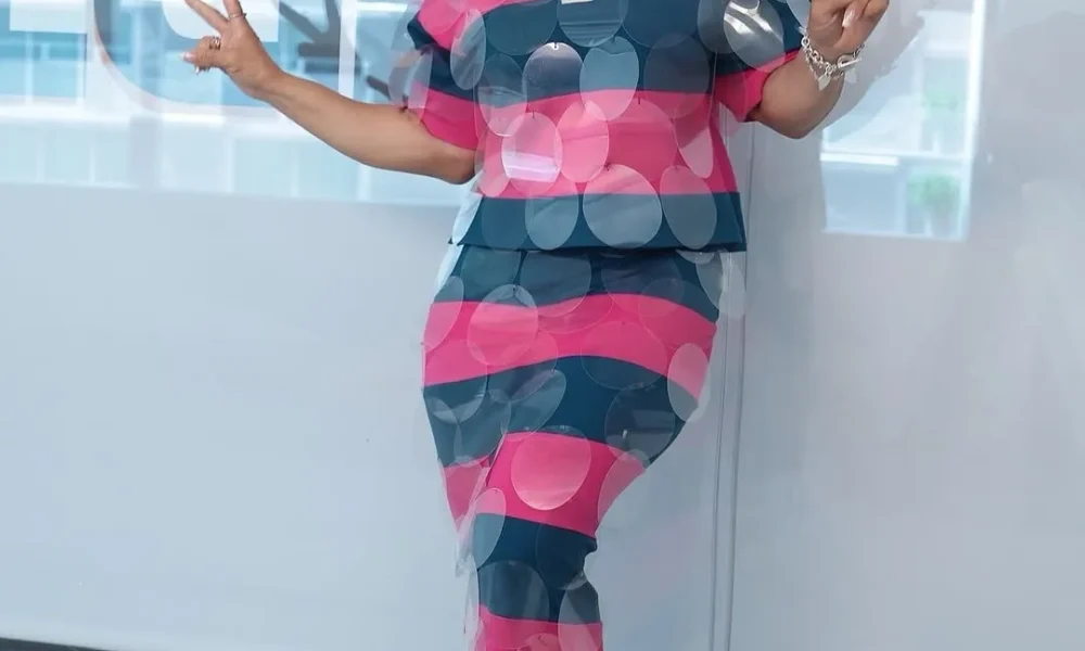 6 Erica Campbell Wore A Bruce Glen Fuchsia Teal Bubbles Rugby Set Available At Fashion Bomb Daily Shop