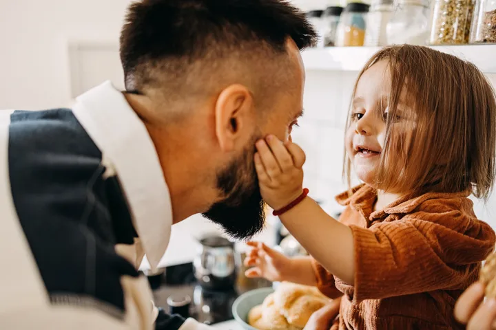 Toddler Rejecting One Parent: How To Respond