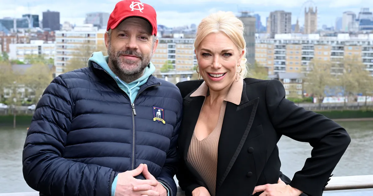 Hannah Waddingham Talks 'Love-Hate Relationship' With Jason Sudeikis