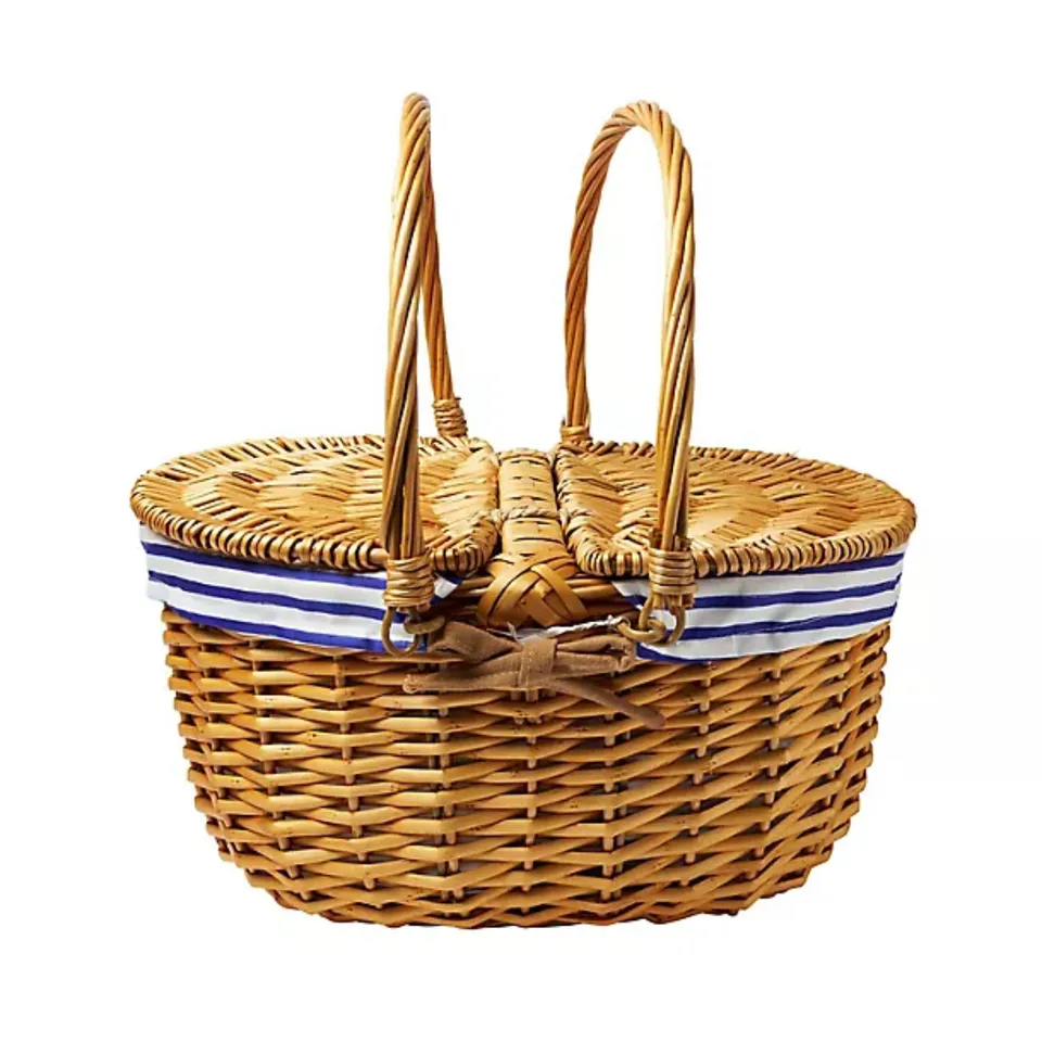 The Best Elevated Picnic Essentials So You Can Heatwave Dine In Style