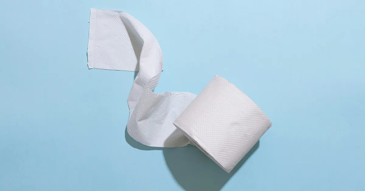 According To An Expert, You Should Never Do This One Thing When You Flush