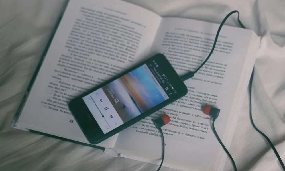 Does Listening To An Audiobook Actually Count As Reading? Experts Weigh In