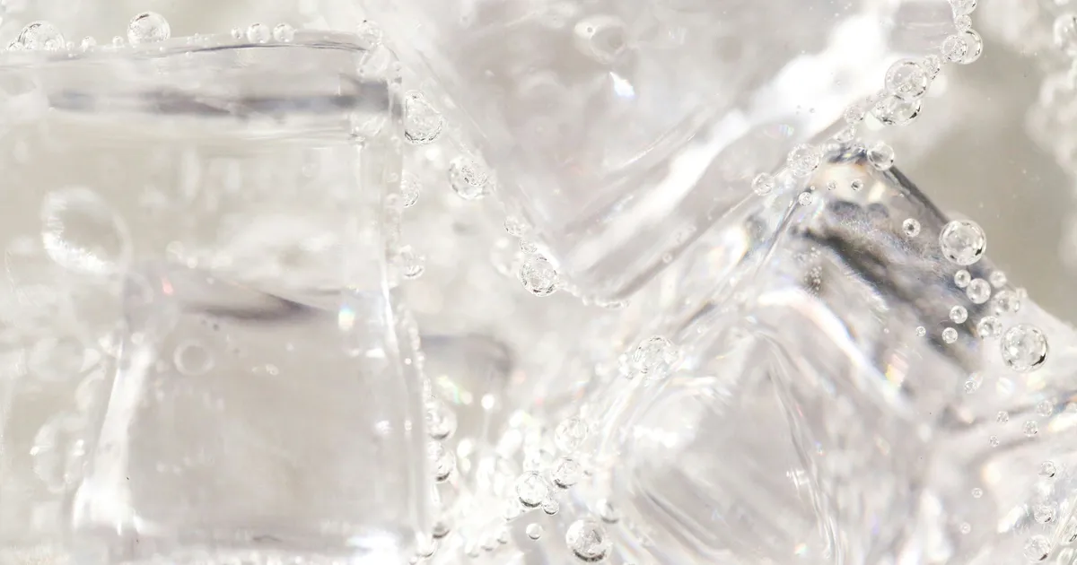 Why Your Home Freezer Will Never Make Ice As Good As A Restaurant
