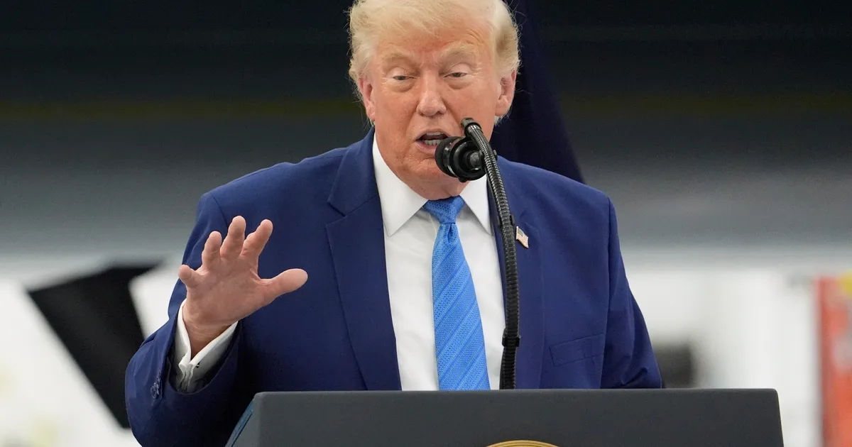 Trump Says 'Starmer Will Resign' In Social Media Post