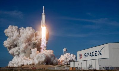 SpaceX opens at $162 in blockbuster Nasdaq debut