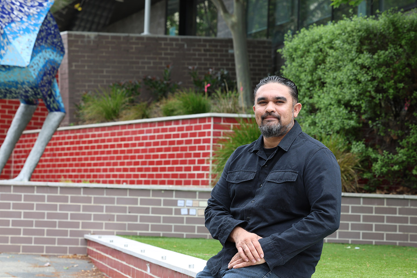 Aboriginal art centres seek path to financial sustainability