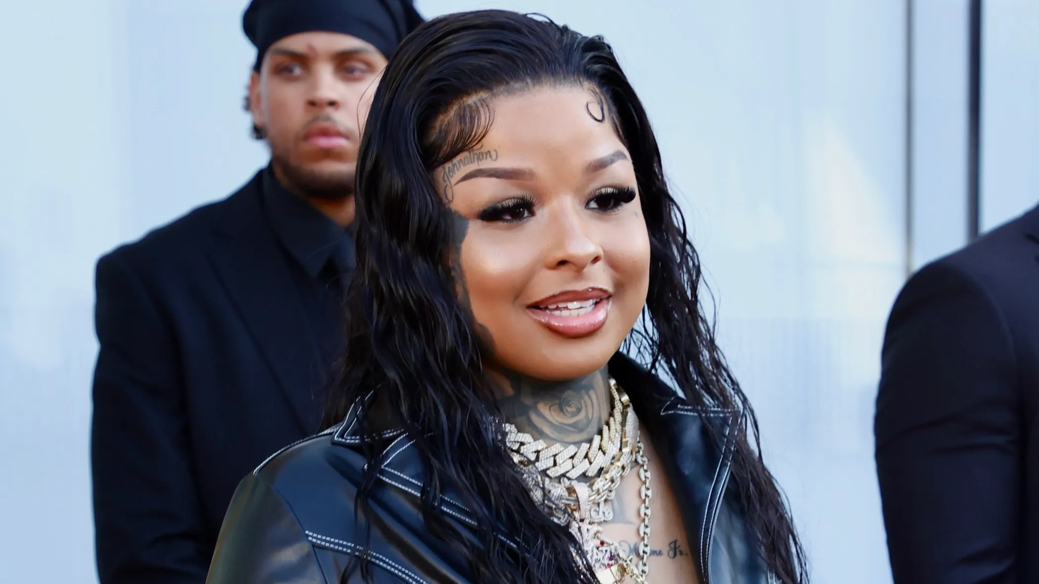 Pop Out, Then! Chrisean Rock Sparks Mixed Reactions With NEW Look (VIDEO)