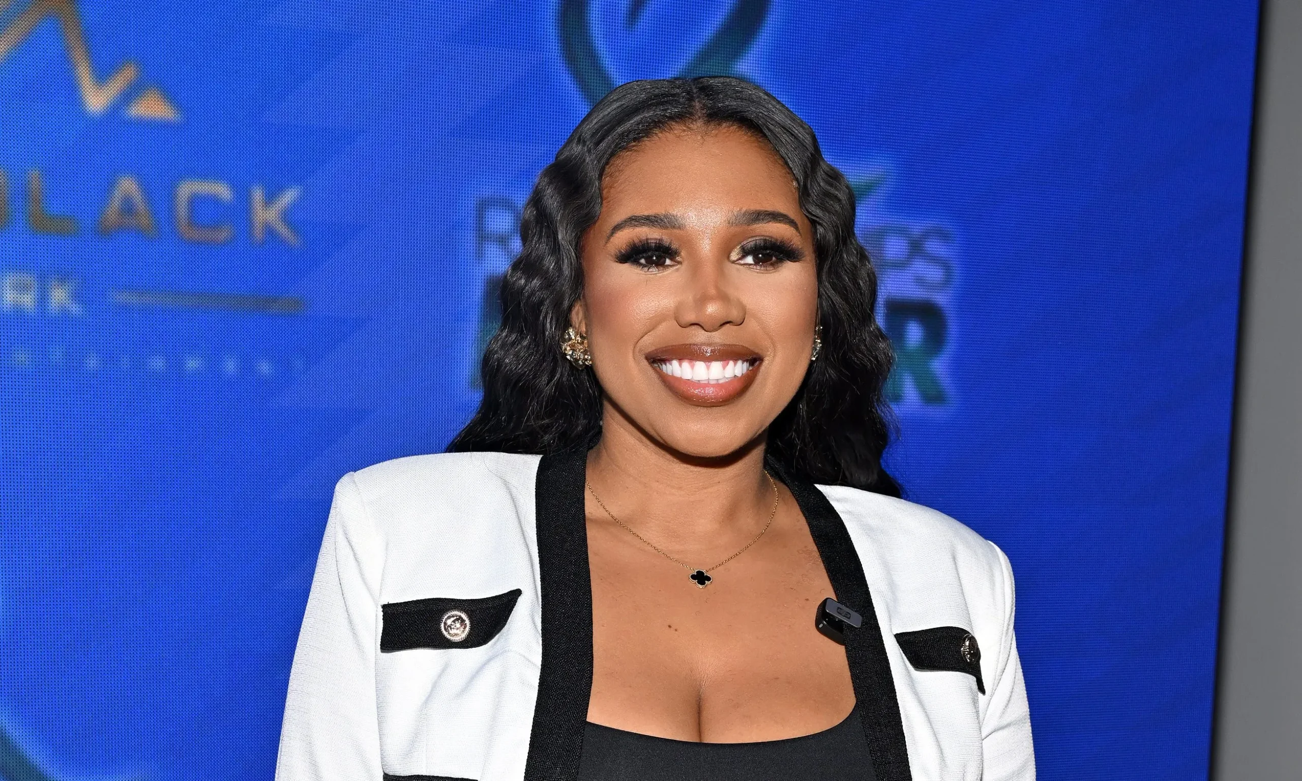 Deiondra Sanders Comment Section Supporters Jacquees Rebound Livestream Dreezy History
